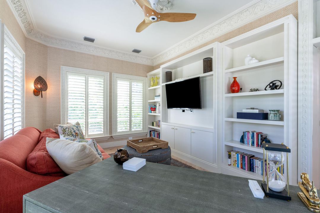 For Sale: $22,995,000 (6 beds, 6 baths, 5200 Square Feet)