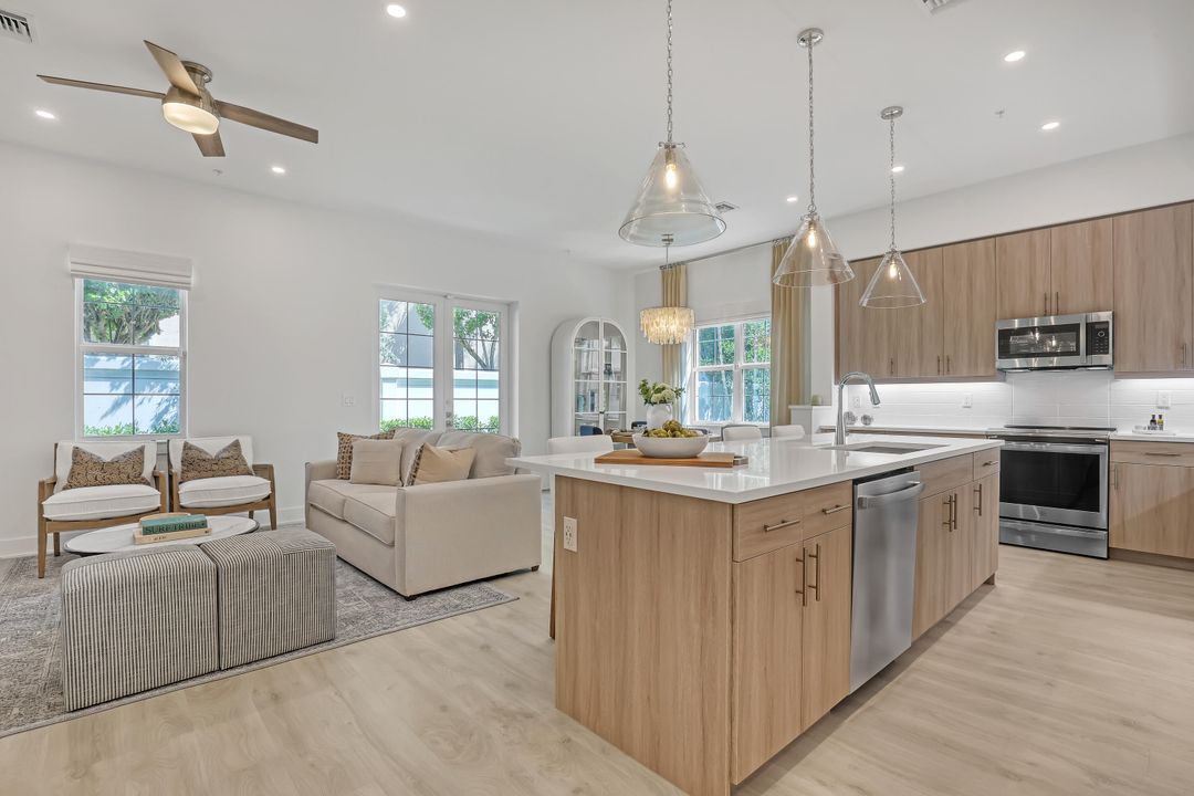 En Venta: $809,900 (3 camas, 2 baños, 1868 Pies cuadrados)