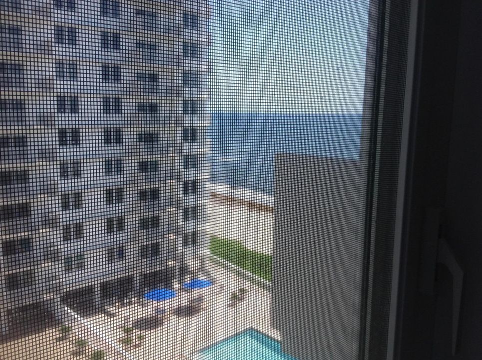 For Rent: $6,500 (2 beds, 2 baths, 1050 Square Feet)