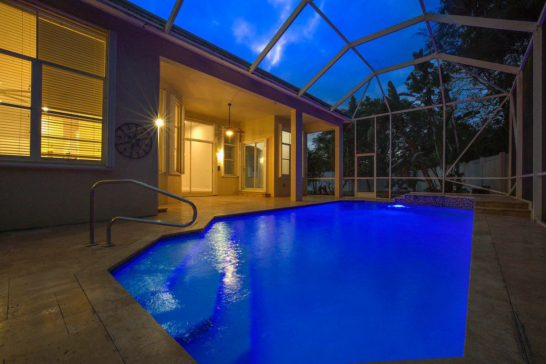 待售: $824,900 (5 贝兹, 3 浴室, 3080 平方英尺)