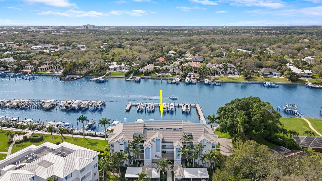 Activo con contrato: $10,000 (3 camas, 2 baños, 1509 Pies cuadrados)