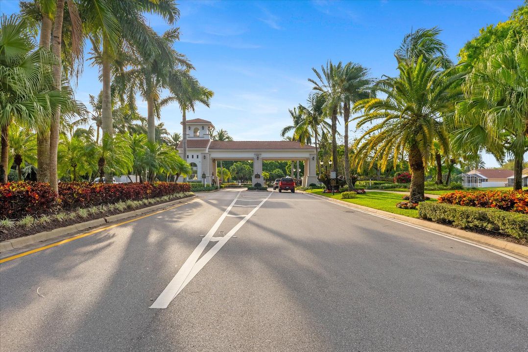 待售: $824,900 (5 贝兹, 3 浴室, 3080 平方英尺)