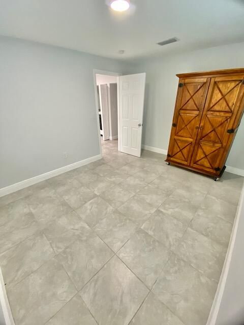 En Renta: $3,250 (4 camas, 2 baños, 1344 Pies cuadrados)