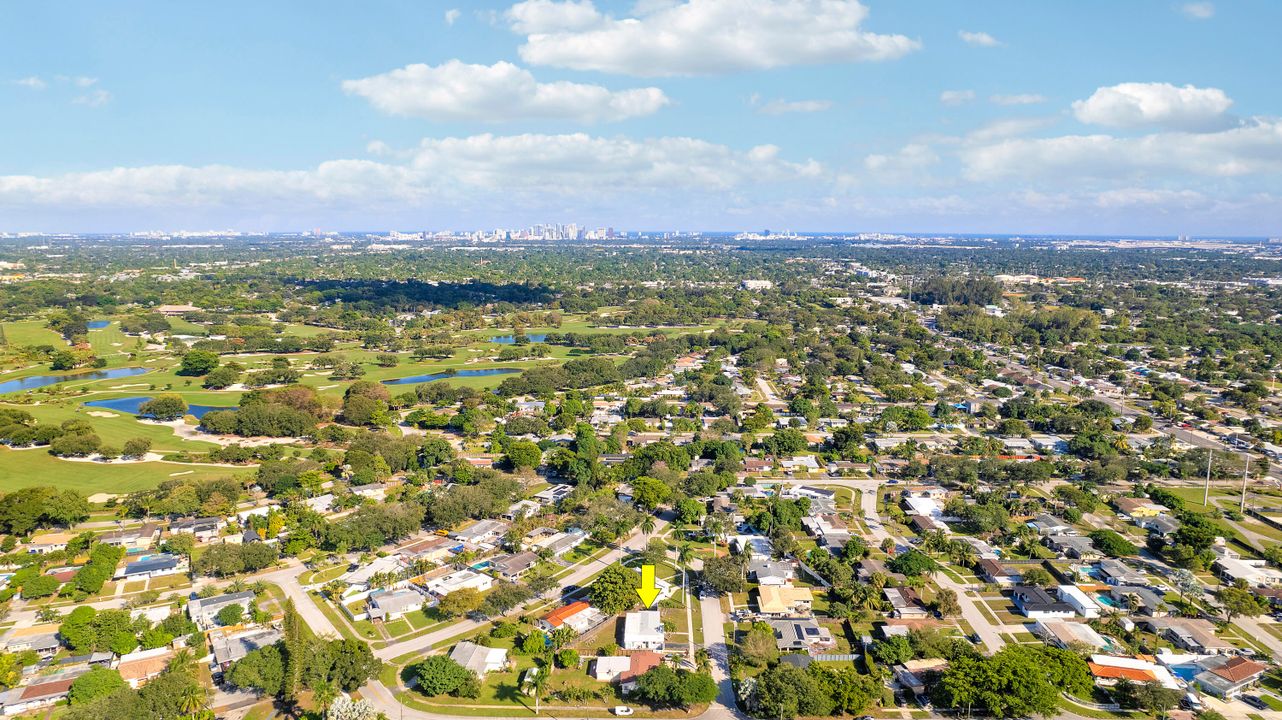 For Sale: $550,000 (3 beds, 2 baths, 1434 Square Feet)