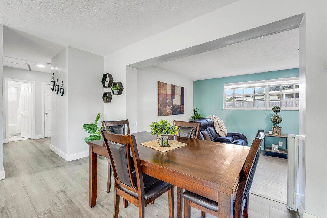 For Sale: $550,000 (3 beds, 2 baths, 1434 Square Feet)