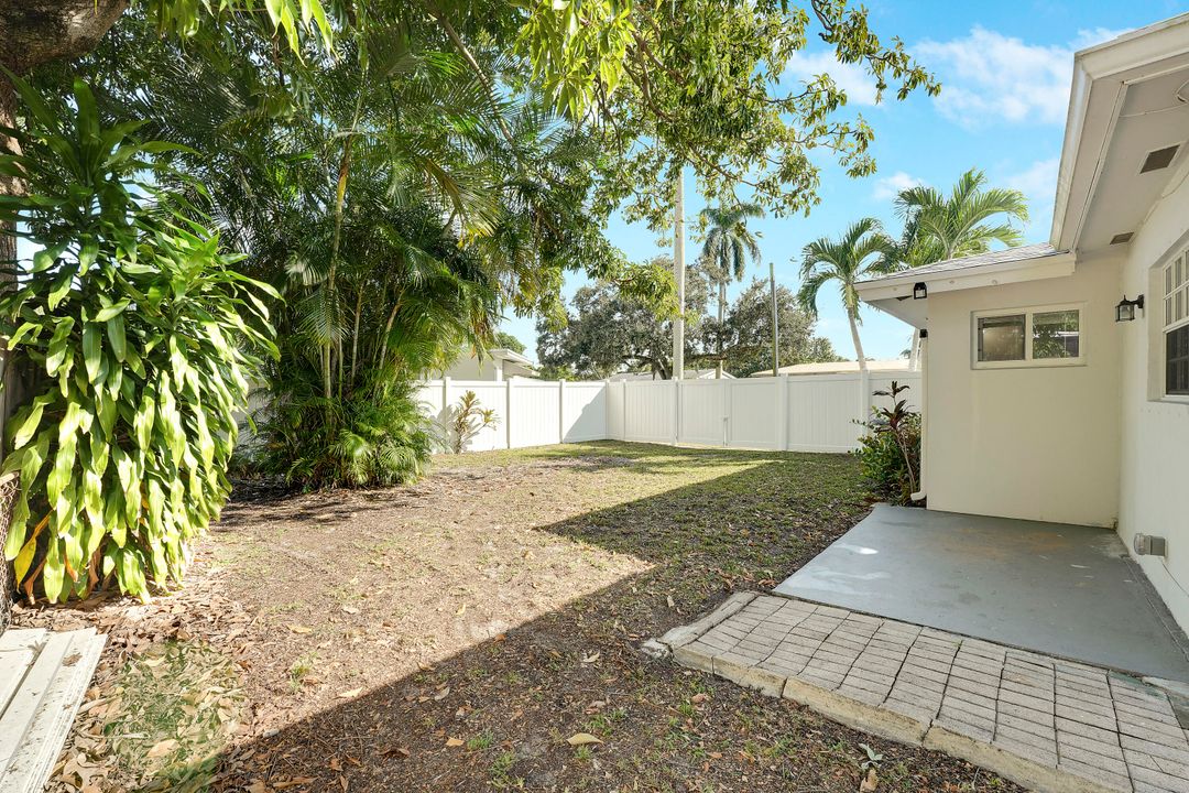 For Sale: $550,000 (3 beds, 2 baths, 1434 Square Feet)