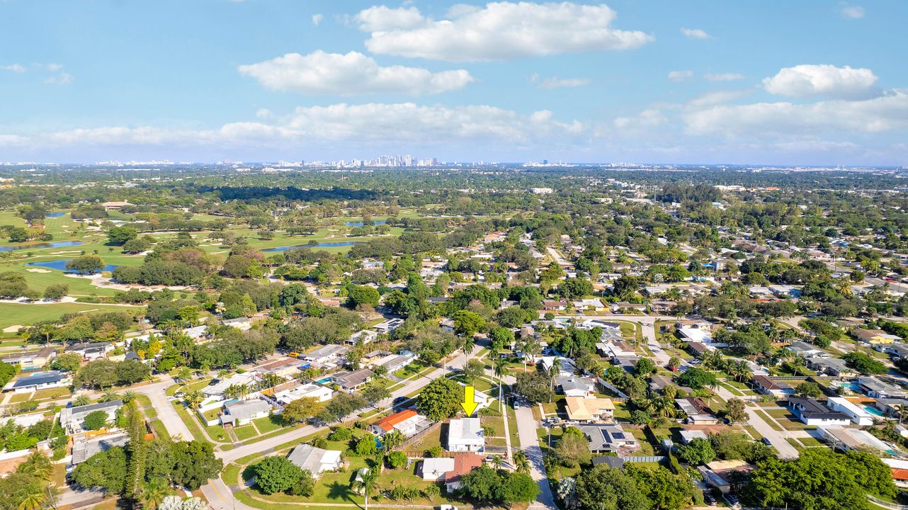 For Sale: $550,000 (3 beds, 2 baths, 1434 Square Feet)