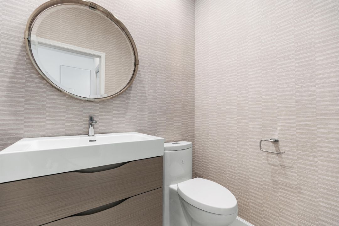 For Sale: $3,125,000 (3 beds, 4 baths, 2692 Square Feet)