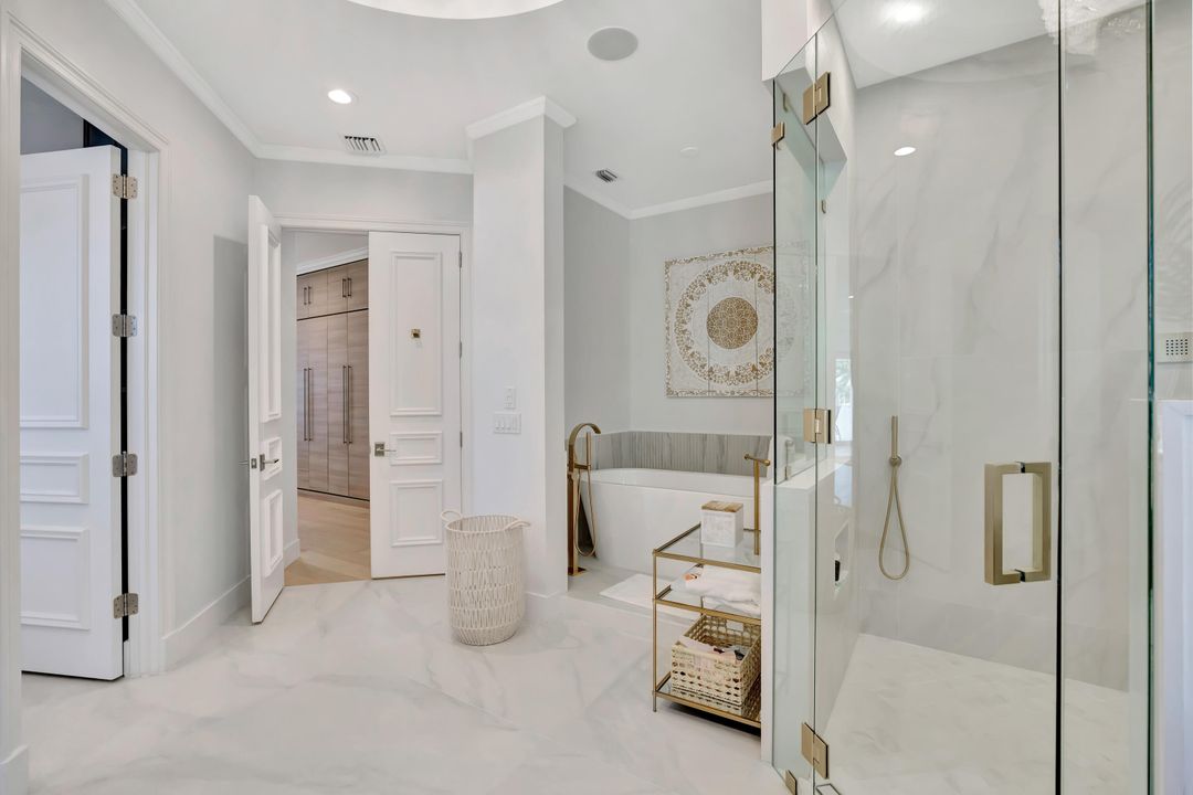 En Venta: $5,950,000 (6 camas, 6 baños, 5624 Pies cuadrados)