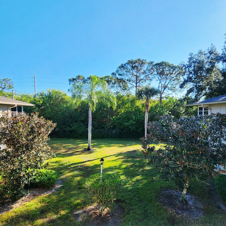 For Sale: $125,500 (1 beds, 1 baths, 680 Square Feet)