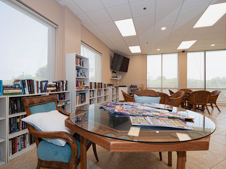 待售: $775,000 (3 贝兹, 2 浴室, 1623 平方英尺)