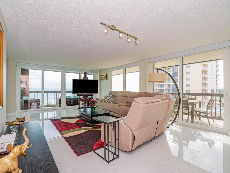 待售: $775,000 (3 贝兹, 2 浴室, 1623 平方英尺)