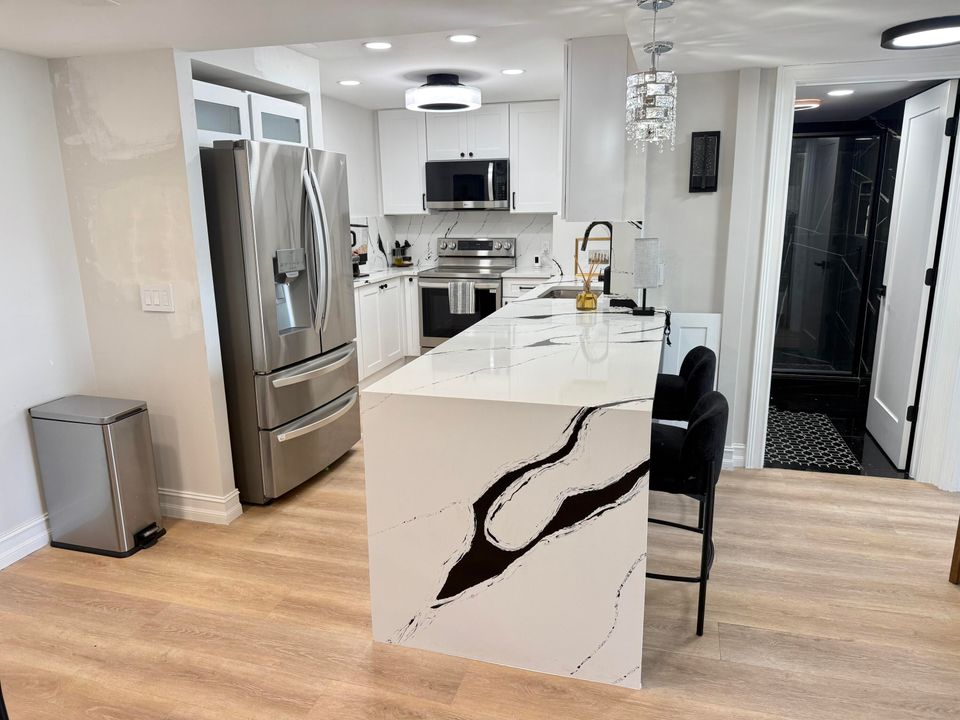 В аренду: $3,250 (2 спален, 2 ванн, 1170 Квадратных фут)