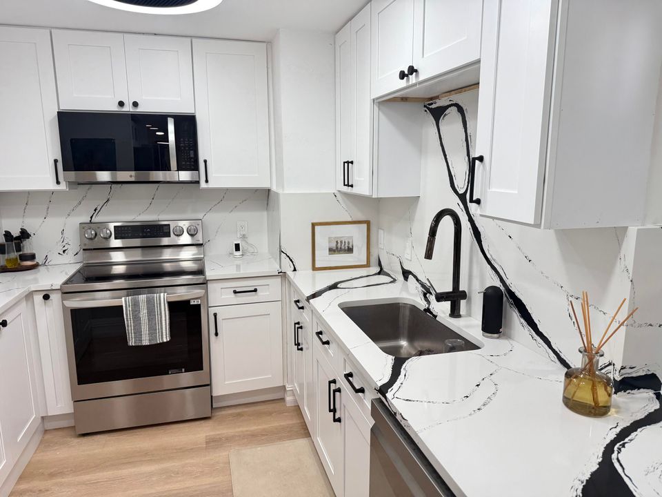 В аренду: $3,250 (2 спален, 2 ванн, 1170 Квадратных фут)