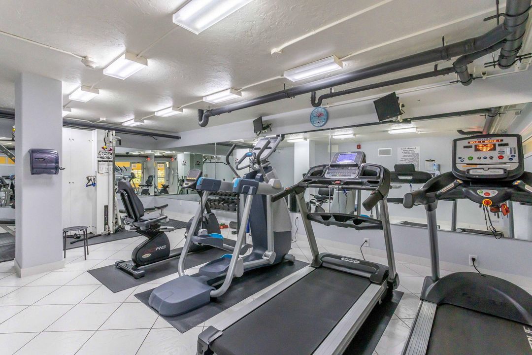 En Venta: $545,555 (2 camas, 2 baños, 1290 Pies cuadrados)