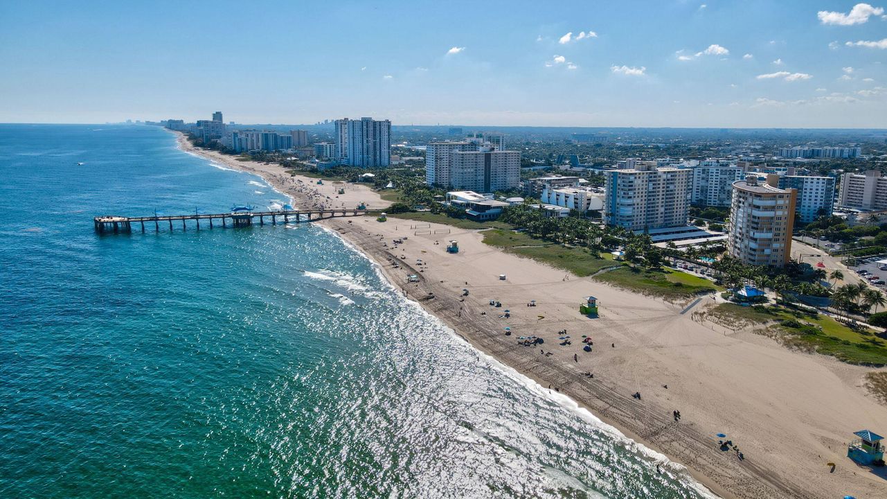 En Venta: $545,555 (2 camas, 2 baños, 1290 Pies cuadrados)