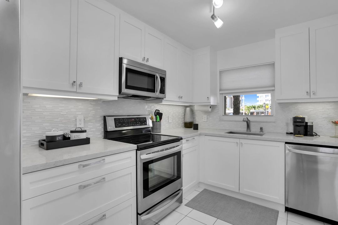 En Venta: $545,555 (2 camas, 2 baños, 1290 Pies cuadrados)