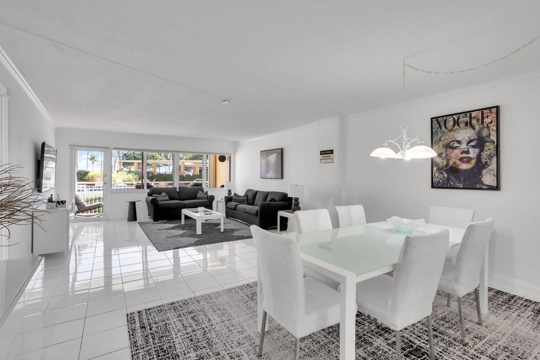 En Venta: $545,555 (2 camas, 2 baños, 1290 Pies cuadrados)