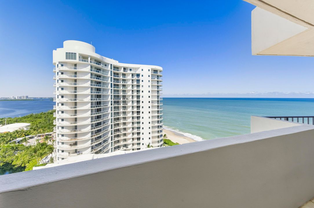 For Sale: $745,000 (2 beds, 2 baths, 1432 Square Feet)