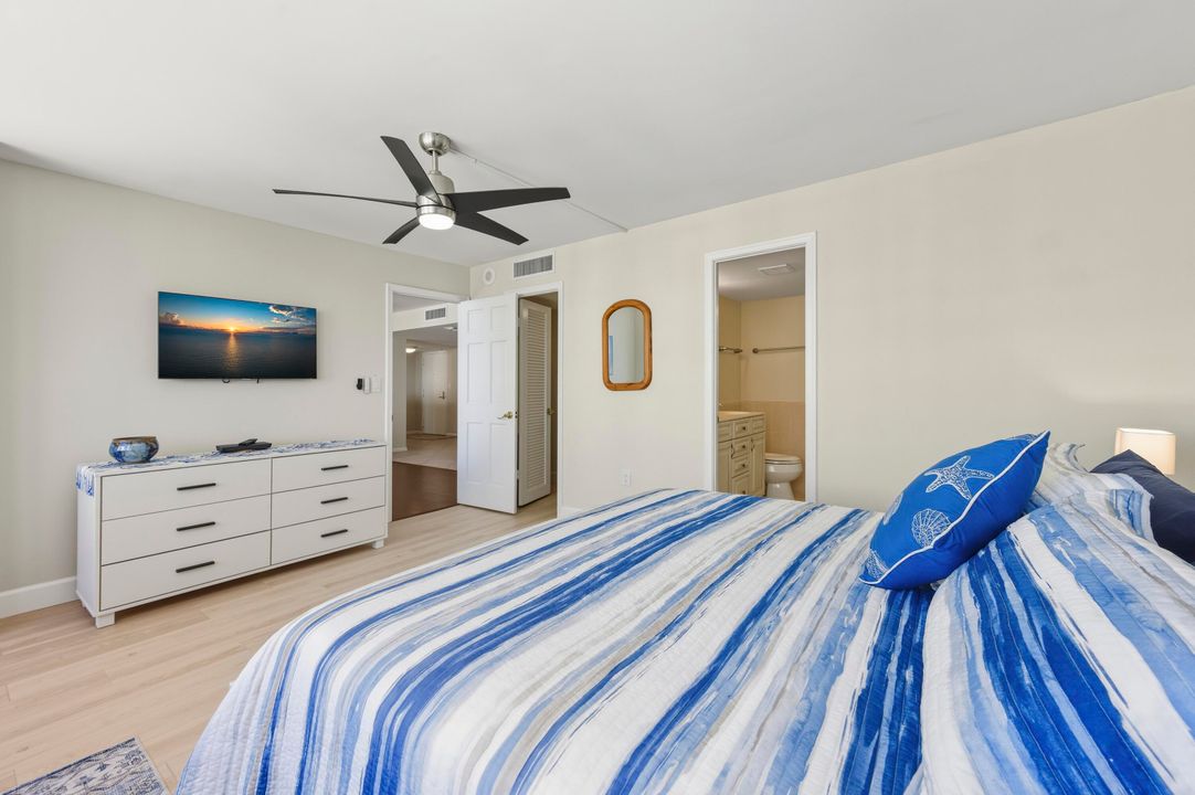 For Sale: $745,000 (2 beds, 2 baths, 1432 Square Feet)