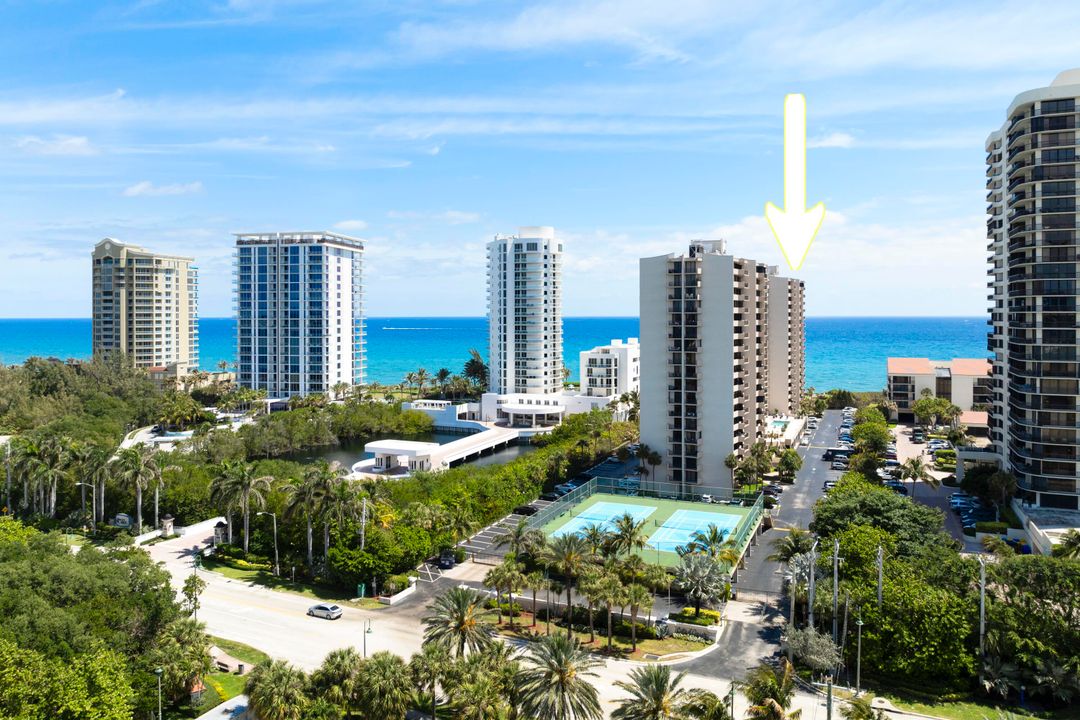 For Sale: $745,000 (2 beds, 2 baths, 1432 Square Feet)