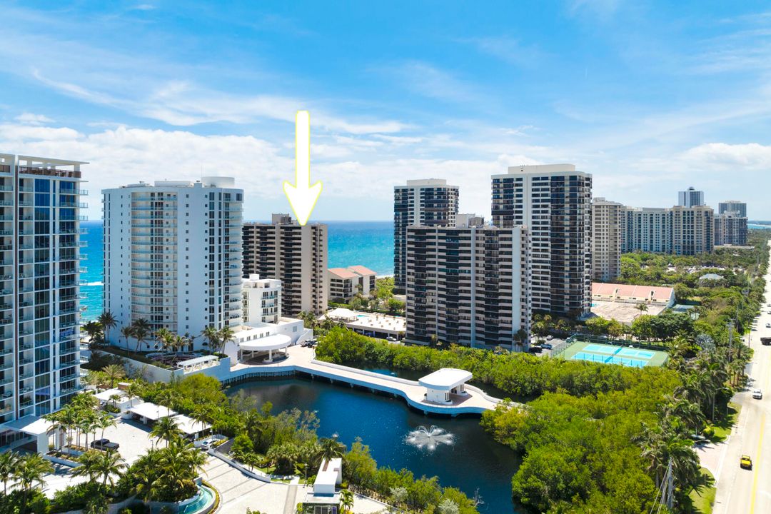 For Sale: $745,000 (2 beds, 2 baths, 1432 Square Feet)