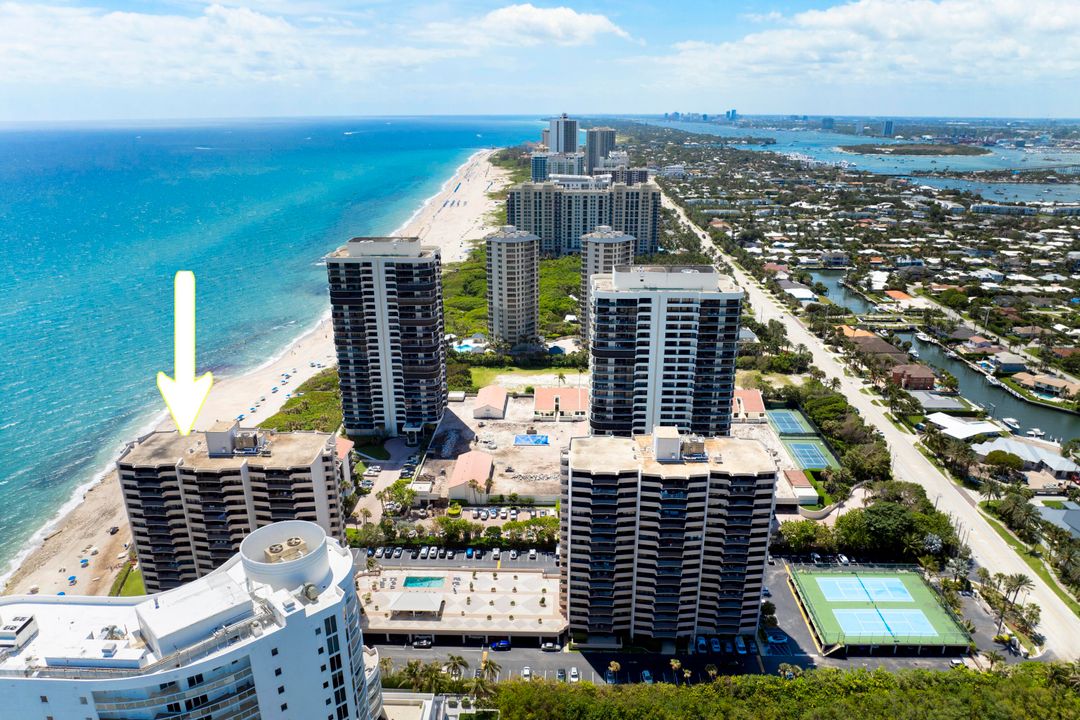 For Sale: $745,000 (2 beds, 2 baths, 1432 Square Feet)