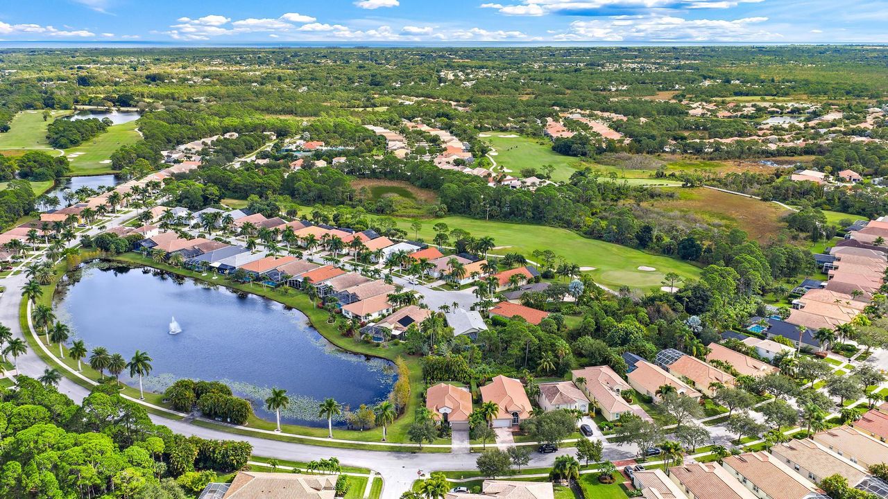 待售: $549,000 (3 贝兹, 2 浴室, 1593 平方英尺)