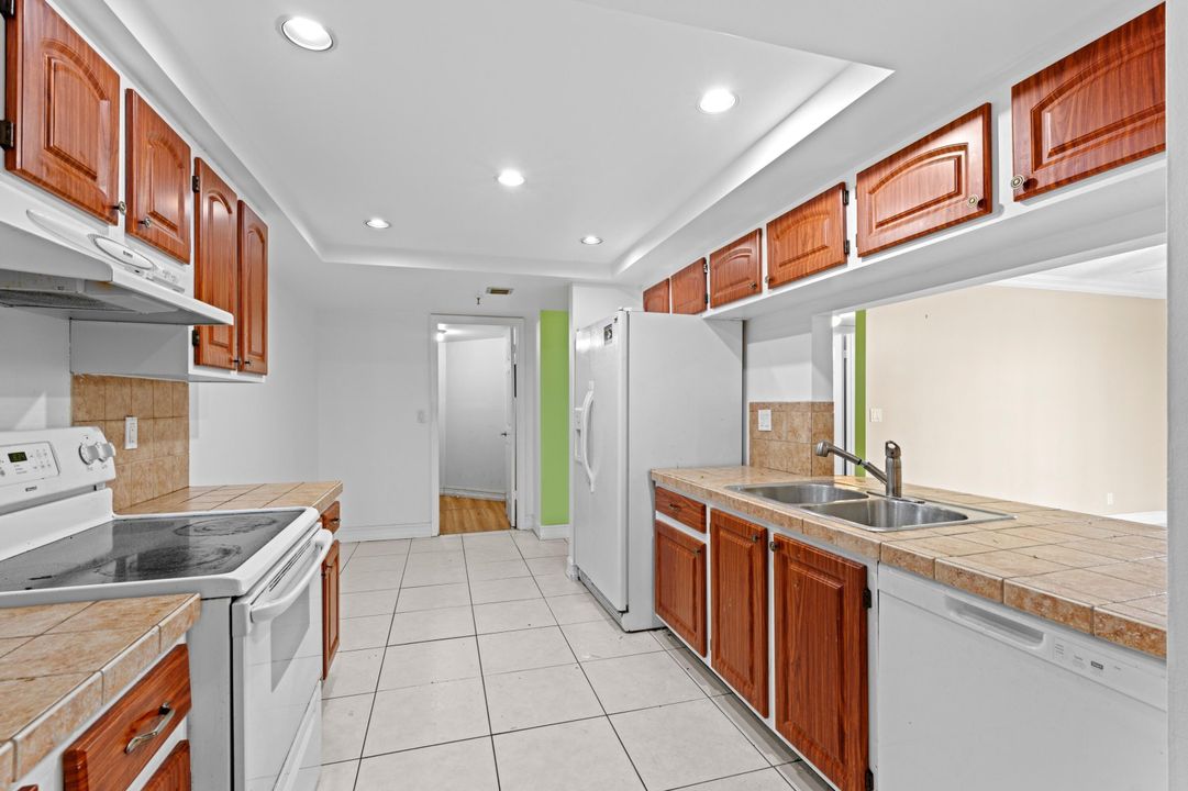 En Venta: $310,000 (2 camas, 2 baños, 1154 Pies cuadrados)