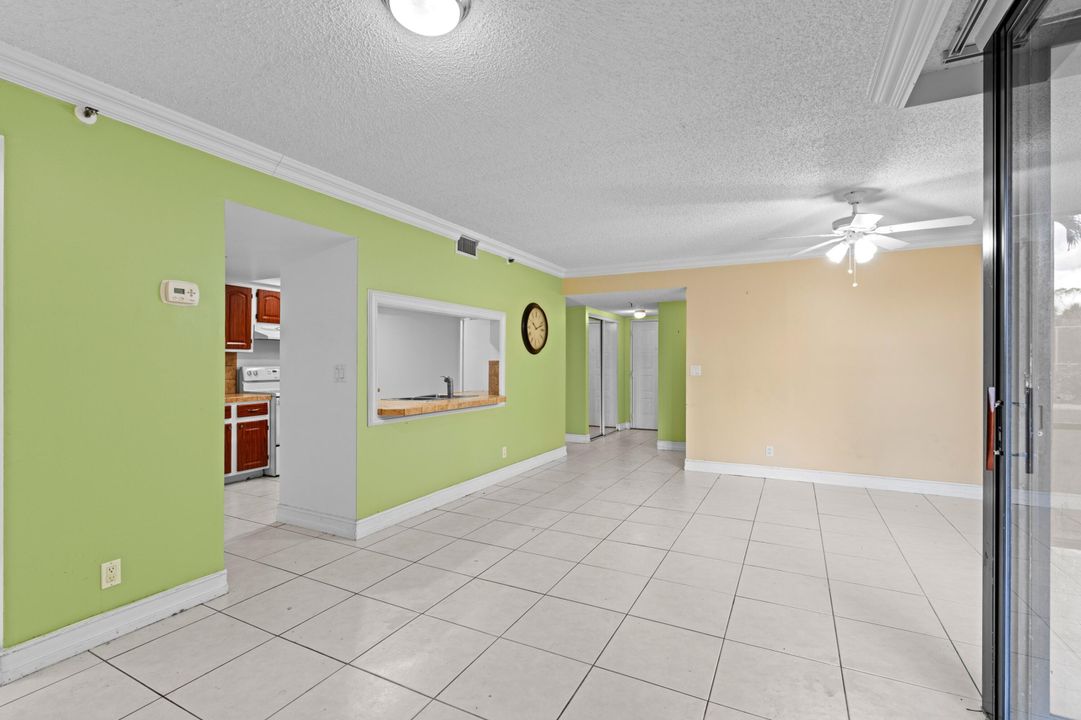 En Venta: $310,000 (2 camas, 2 baños, 1154 Pies cuadrados)