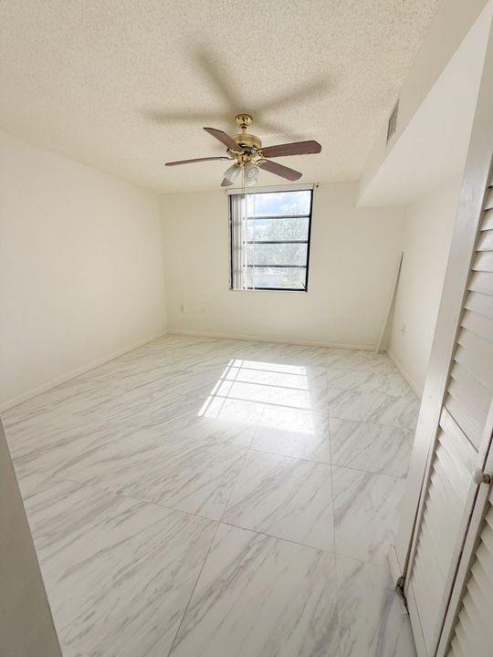 На продажу: $280,000 (2 спален, 2 ванн, 1437 Квадратных фут)