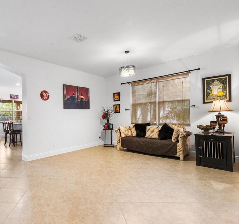 For Rent: $2,850 (2 beds, 2 baths, 1982 Square Feet)