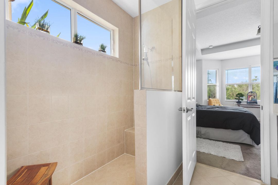 For Rent: $2,850 (2 beds, 2 baths, 1982 Square Feet)