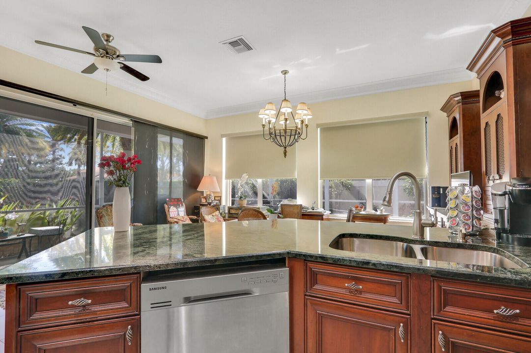 For Sale: $669,950 (3 beds, 2 baths, 1653 Square Feet)