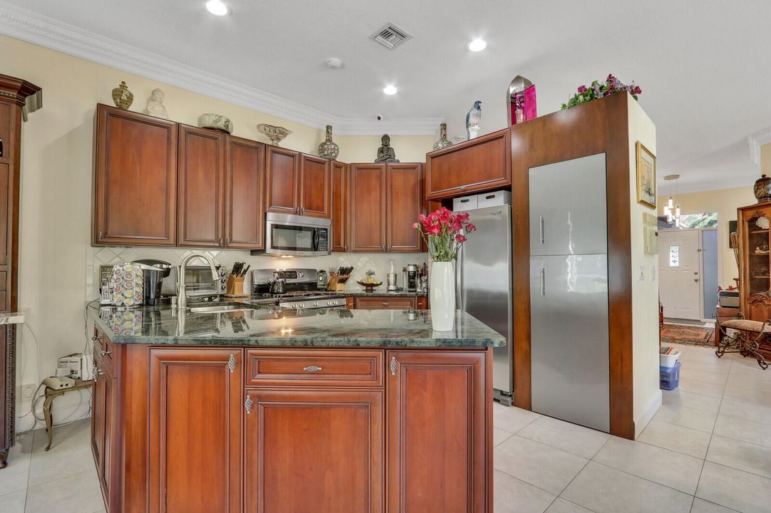 For Sale: $669,950 (3 beds, 2 baths, 1653 Square Feet)