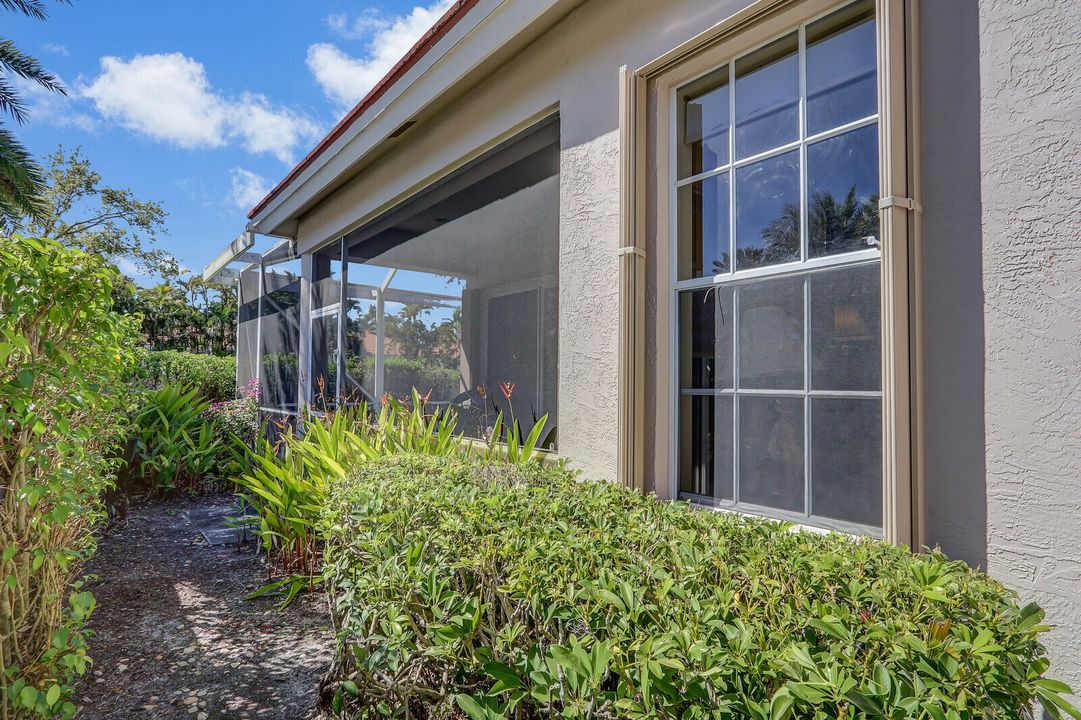 For Sale: $669,950 (3 beds, 2 baths, 1653 Square Feet)