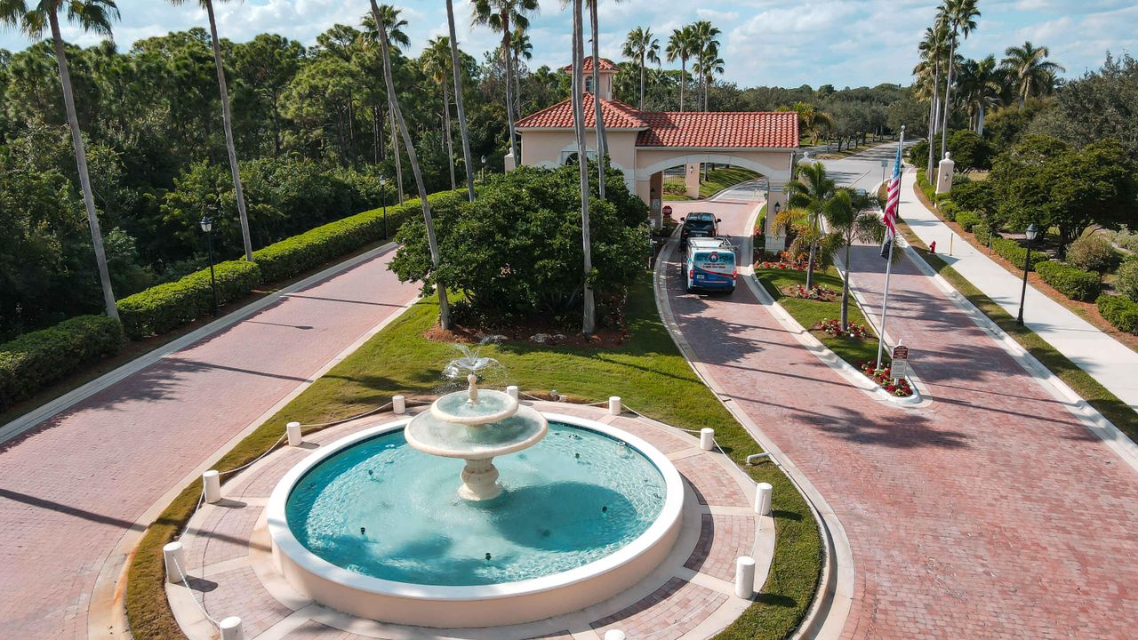 待售: $359,500 (2 贝兹, 2 浴室, 1650 平方英尺)