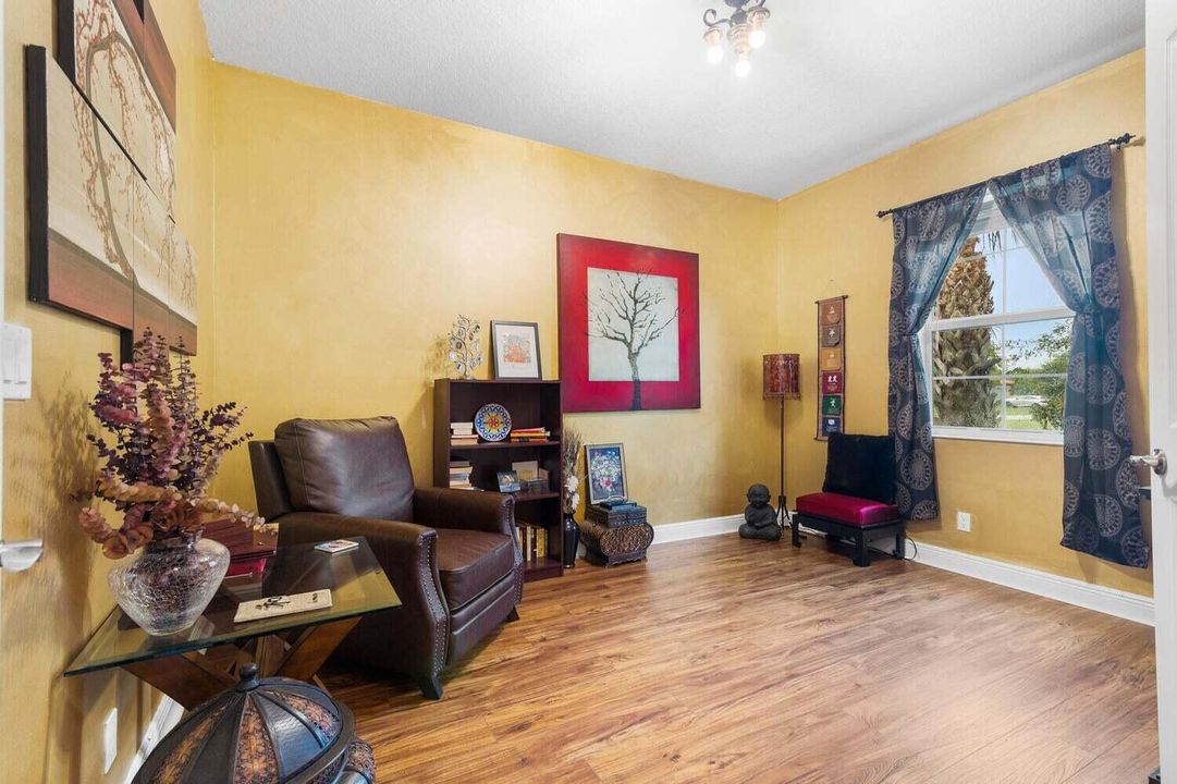 For Rent: $2,850 (2 beds, 2 baths, 1982 Square Feet)