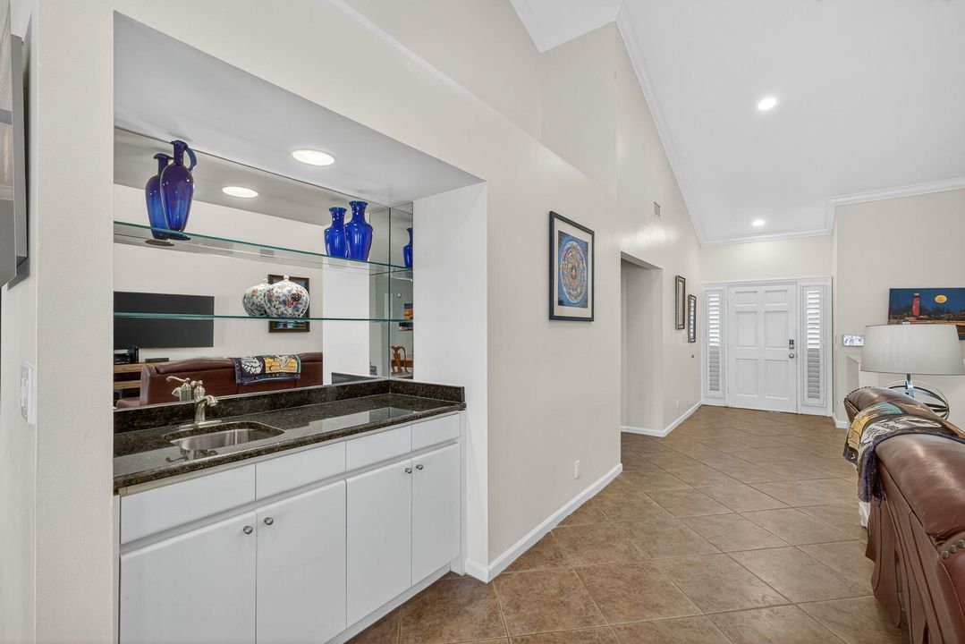 Active With Contract: $679,888 (3 beds, 2 baths, 2364 Square Feet)