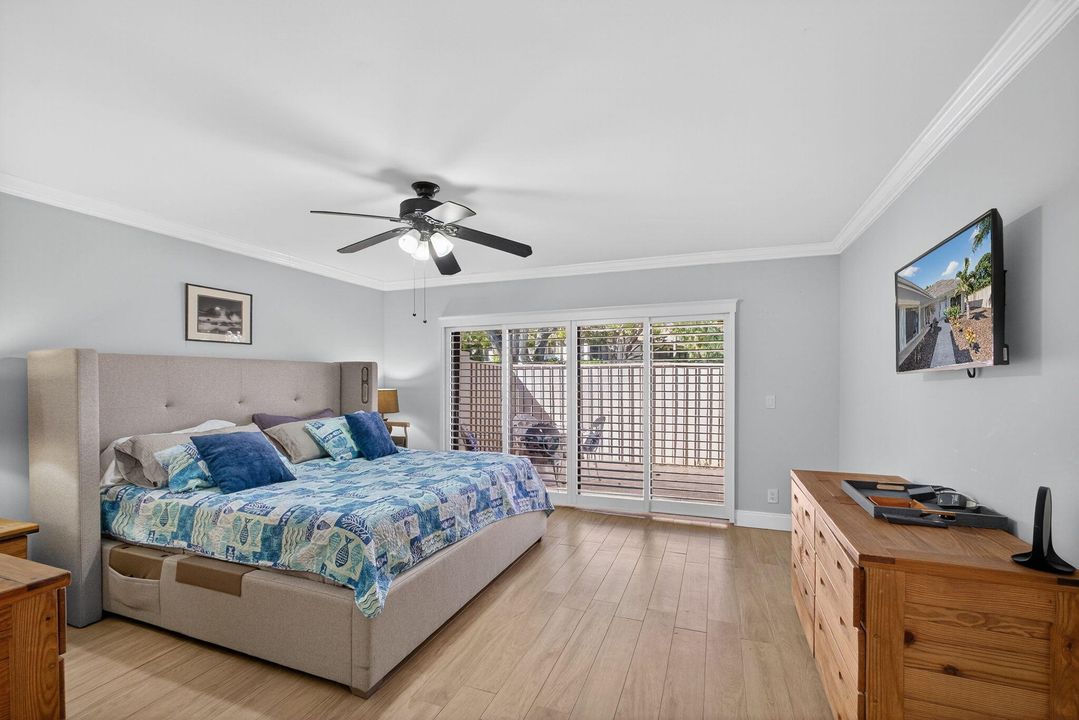 Active With Contract: $679,888 (3 beds, 2 baths, 2364 Square Feet)