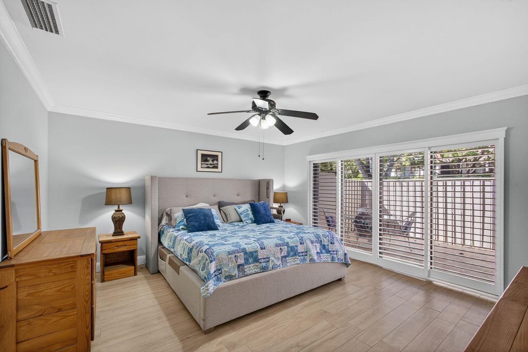 Active With Contract: $679,888 (3 beds, 2 baths, 2364 Square Feet)