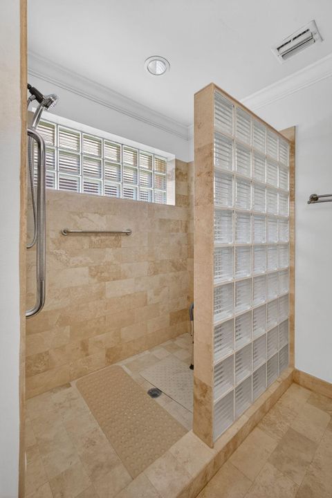 Active With Contract: $679,888 (3 beds, 2 baths, 2364 Square Feet)