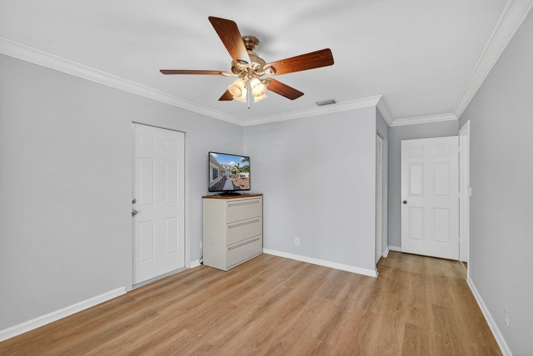 Active With Contract: $679,888 (3 beds, 2 baths, 2364 Square Feet)