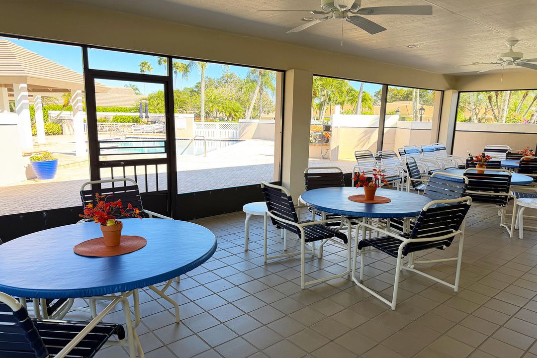 Active With Contract: $679,888 (3 beds, 2 baths, 2364 Square Feet)