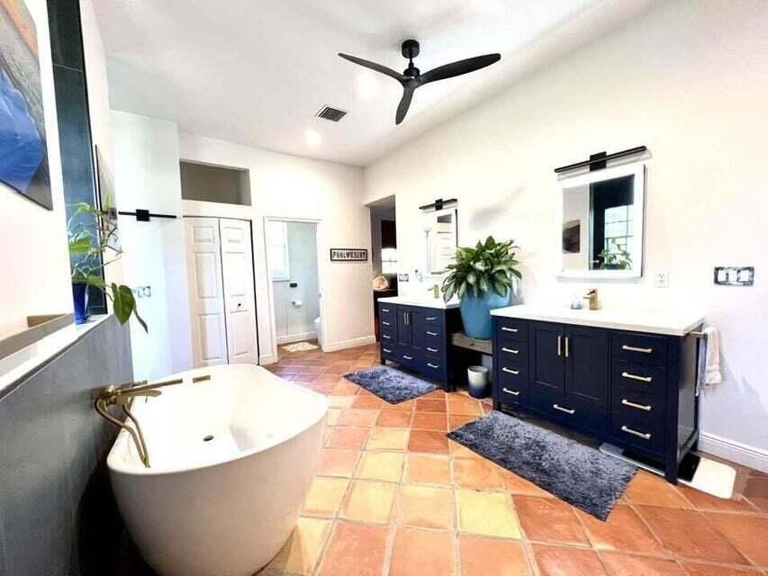 En Renta: $4,500 (4 camas, 3 baños, 3931 Pies cuadrados)