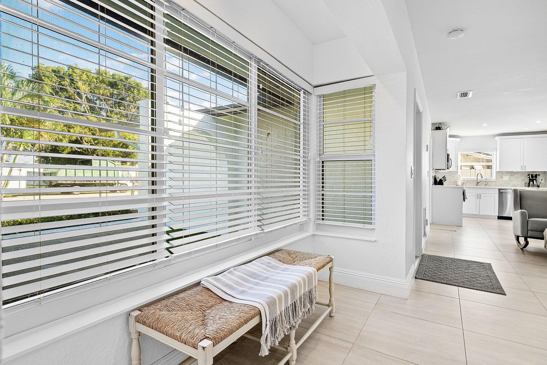 В аренду: $5,900 (3 спален, 2 ванн, 1565 Квадратных фут)