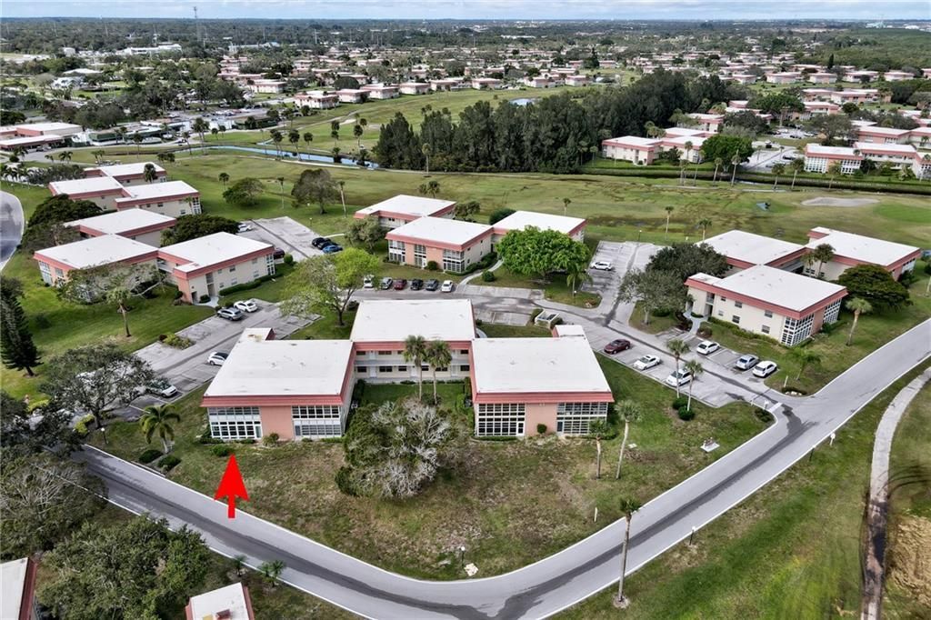 For Sale: $160,000 (2 beds, 2 baths, 1000 Square Feet)