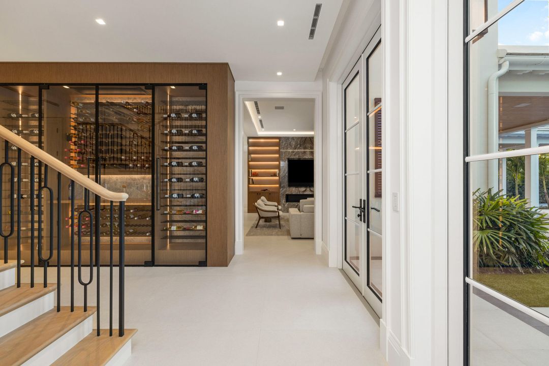 For Sale: $21,900,000 (5 beds, 7 baths, 5825 Square Feet)