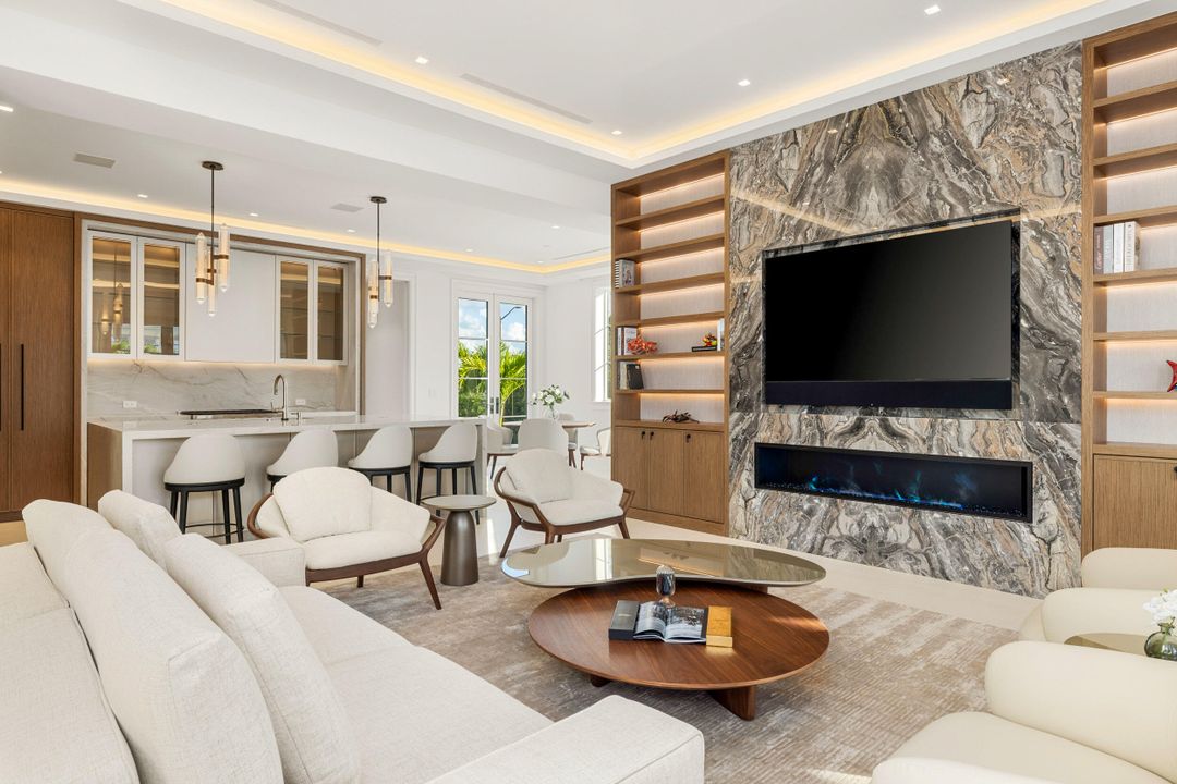 For Sale: $21,900,000 (5 beds, 7 baths, 5825 Square Feet)