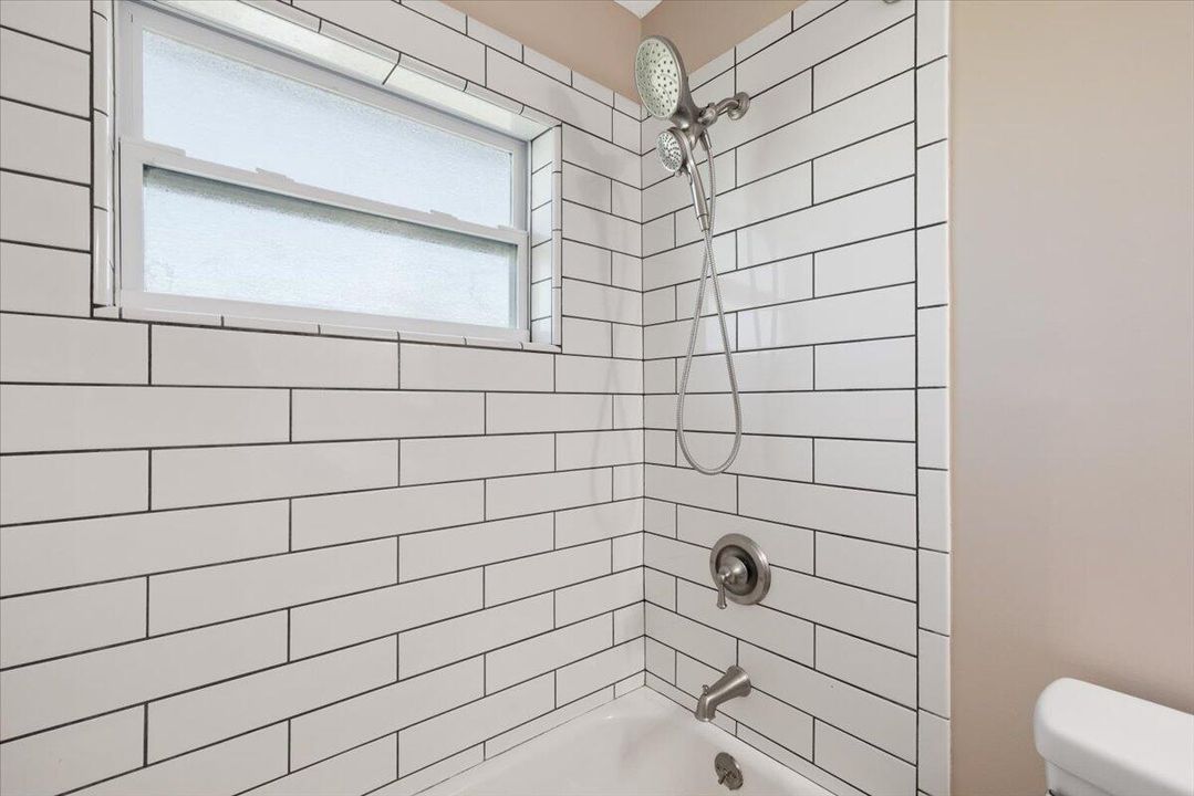 待售: $265,000 (3 贝兹, 1 浴室, 1040 平方英尺)